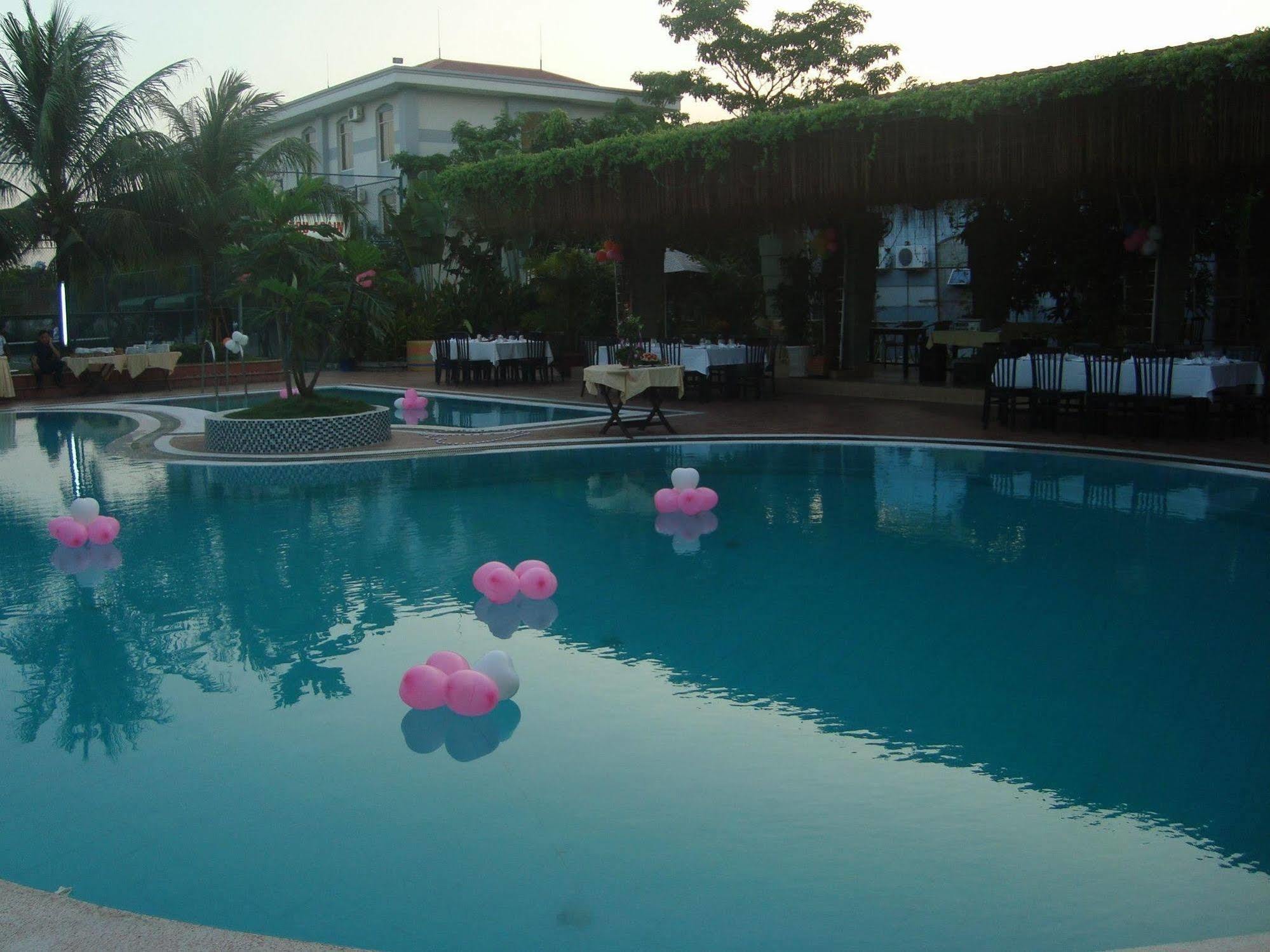 Sao Mai Phu My Resort Exterior foto