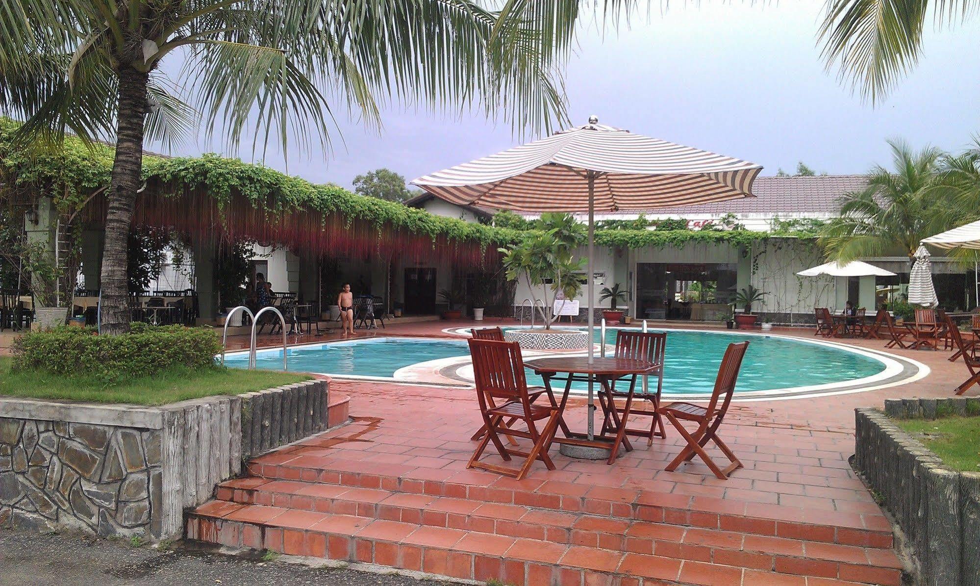 Sao Mai Phu My Resort Exterior foto